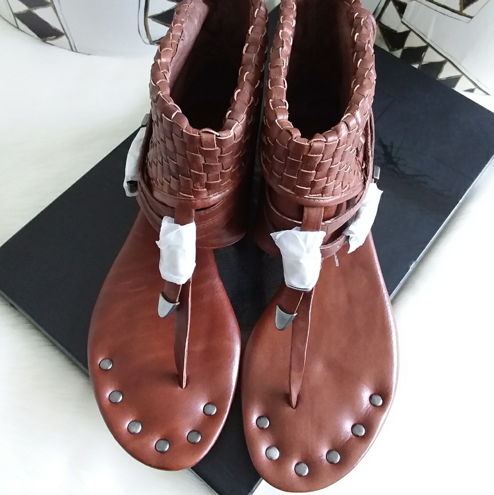 Dolce Vita 'Tahoe' Sandals